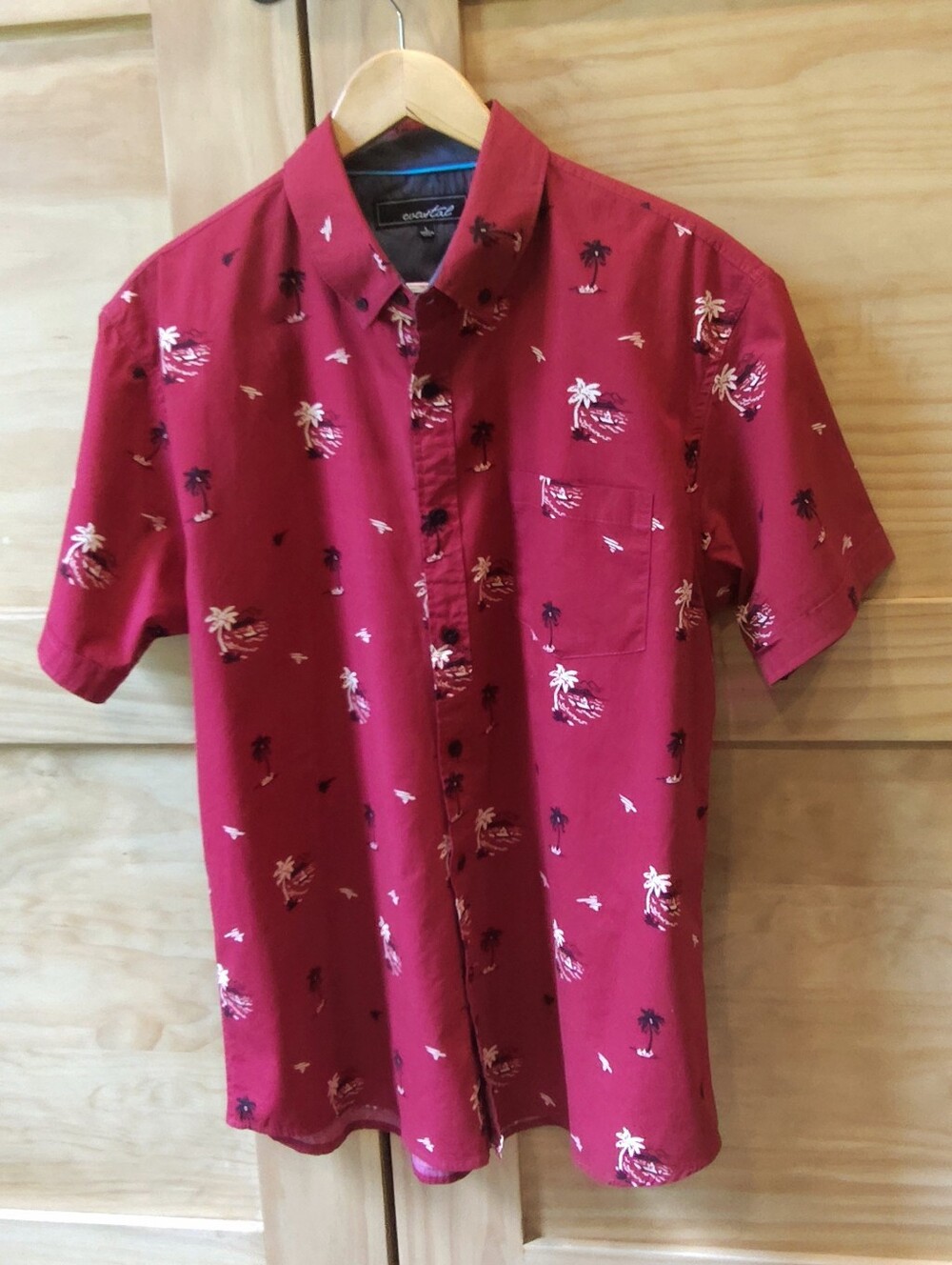 Coastal Men's Cranberry Red Tropical Short Sleeve Button Down | Sz Large